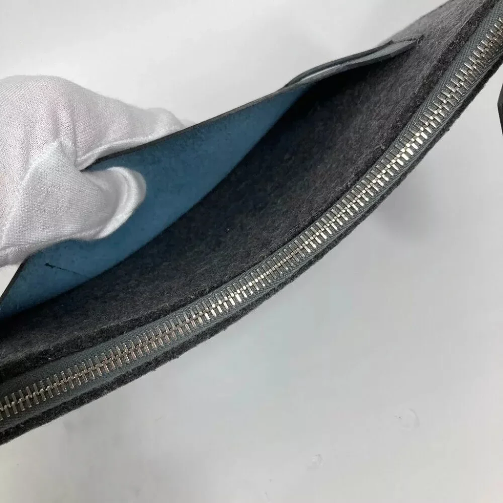 HERMES To Doo 29 Bag Pouch Bicolor Clutch bag felt / Leather gray/Navy - Picture 4 of 12